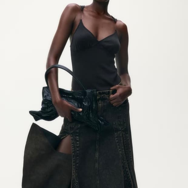 H&M 글렌마틴스 리브드 슬리브리스 탑