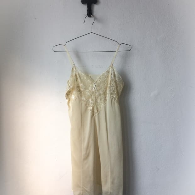 Lace point slip onepiece