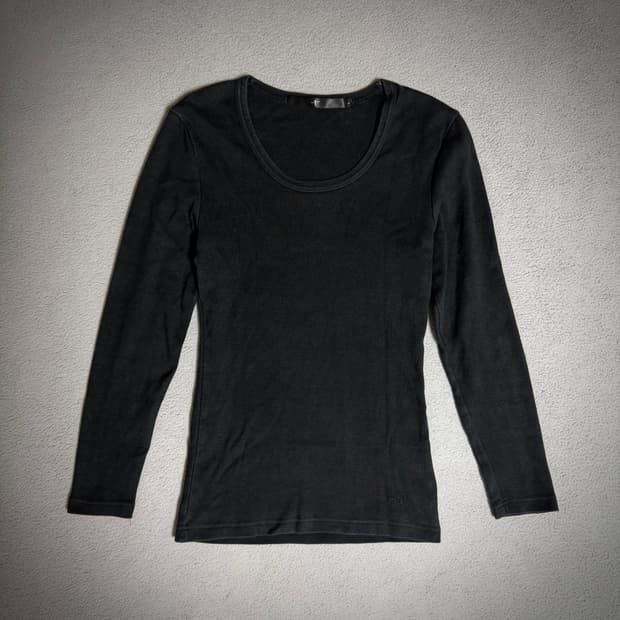 No id long sleeve