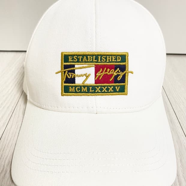 TOMMY HILFIGER TOMMY FLAG STRAPBACK