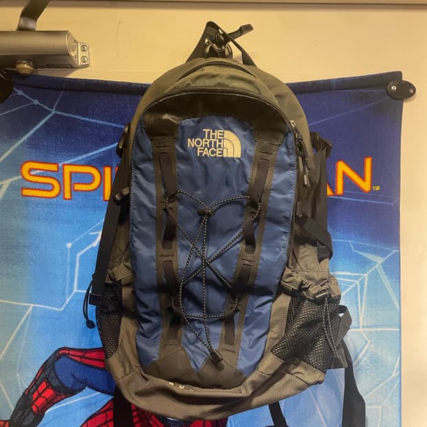 노스페이스 백팩 네이비