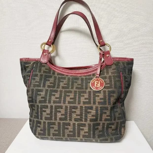 펜디 FF로고 쥬카 숄더백