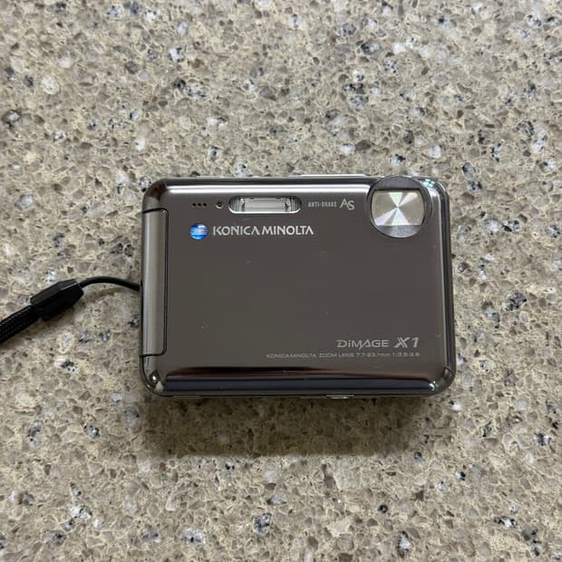 Konica Minolta Dimage X1 코니카 미놀타 디미지 X1