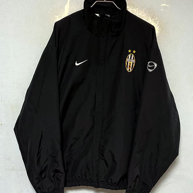NIKE 나이키 유벤투스 03-04 남자 바람막이 춘추 블랙 L 100