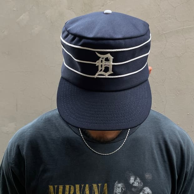8-90s detroit pillbox cap