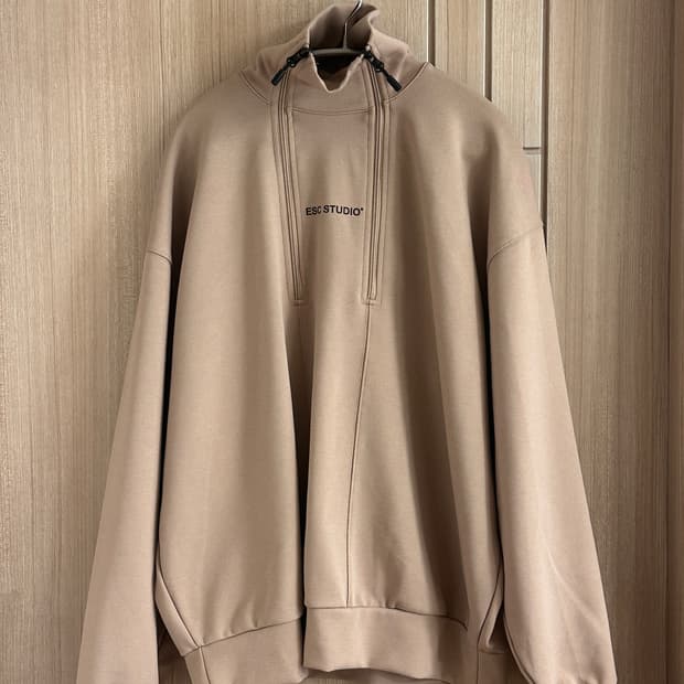 ESC스튜디오 맨투맨