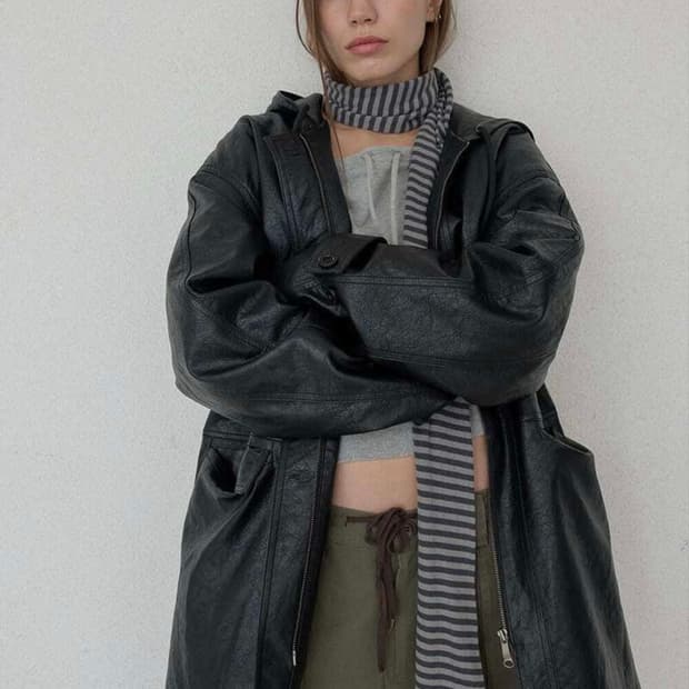 오데스 아일렛 빈티지 스트라이프 스카프 차콜