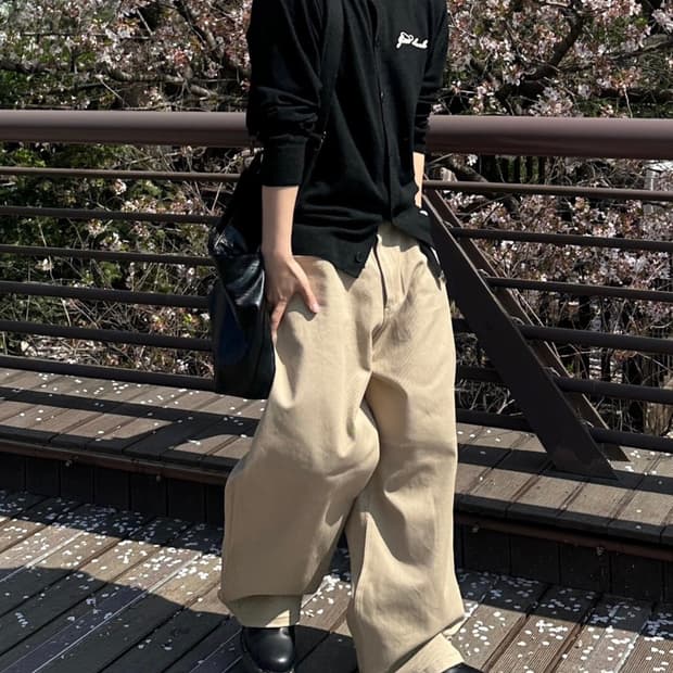 단스튜디오 베이지 코튼 팬츠