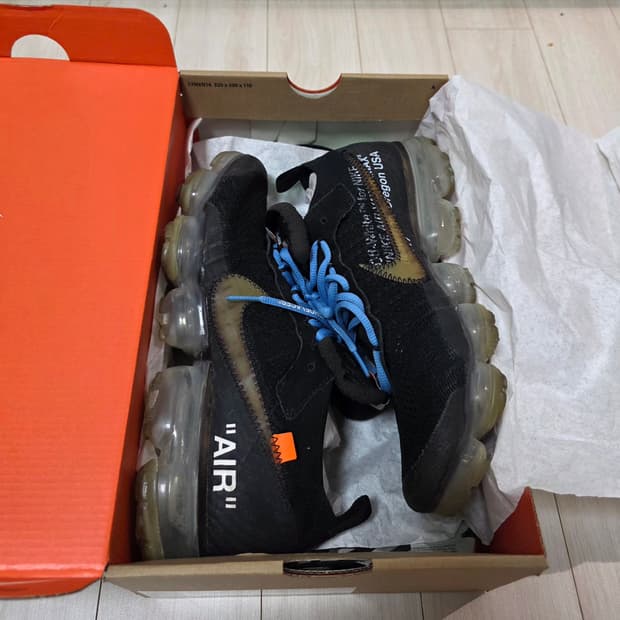 나이키x오프화이트 에어 베이퍼맥스 V2 블랙 [275]