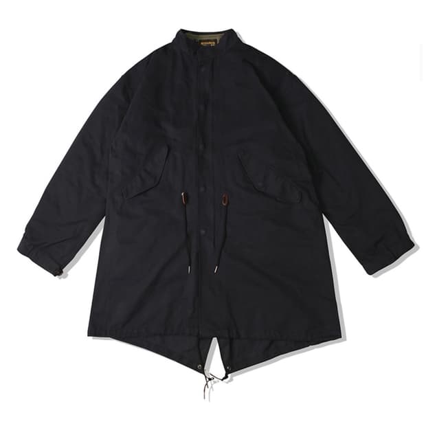 아웃스탠딩 피쉬테일 퀄팅 야상 자켓입니다.