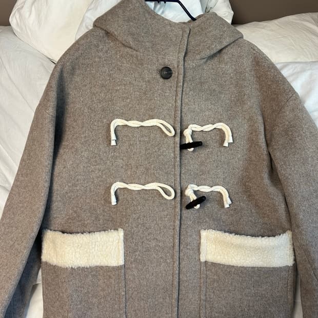 1회착 STUDIO TOMBOY 토글 단추 코트