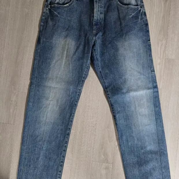 리바이스 503 일본판 데님팬츠.  
싸이즈 32