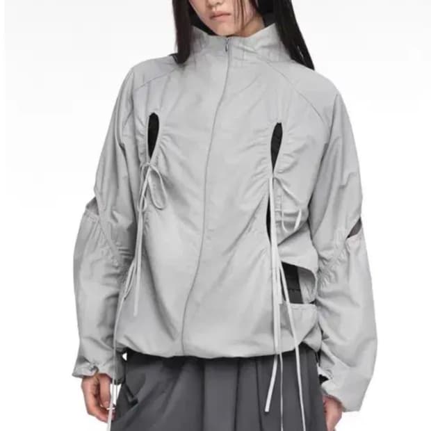 구매) 나체 컷아웃 바람막이 구해요