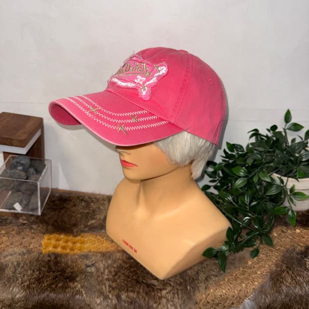 Von Dutch pink logo ball cap