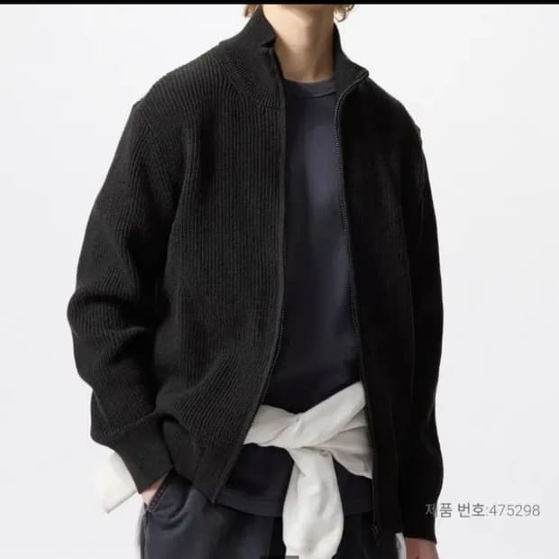 유니클로 미들게이지 풀집스웨터