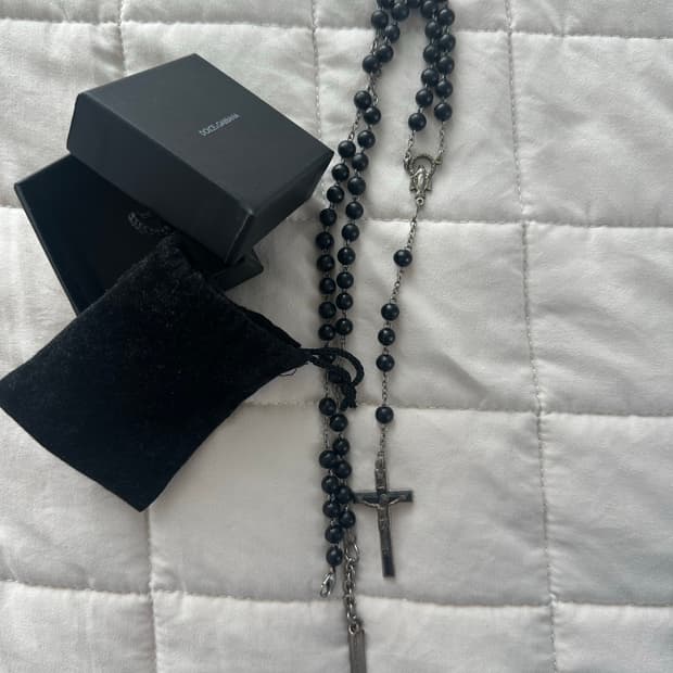 돌체앤가바나 로자리아 목걸이