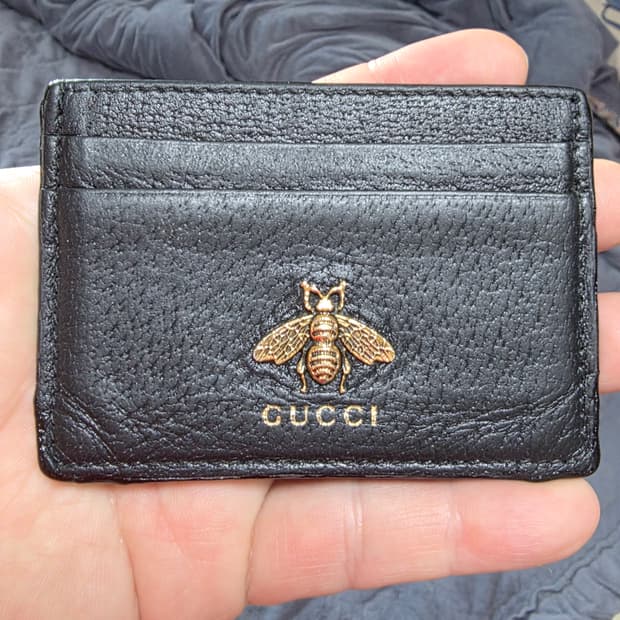 (정품) 구찌 애니멀리에(벌) 카드지갑/남녀공용/검정/개인/팝니다.