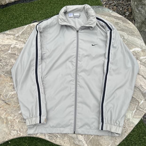 Nike 나이키 스우시 바람막이