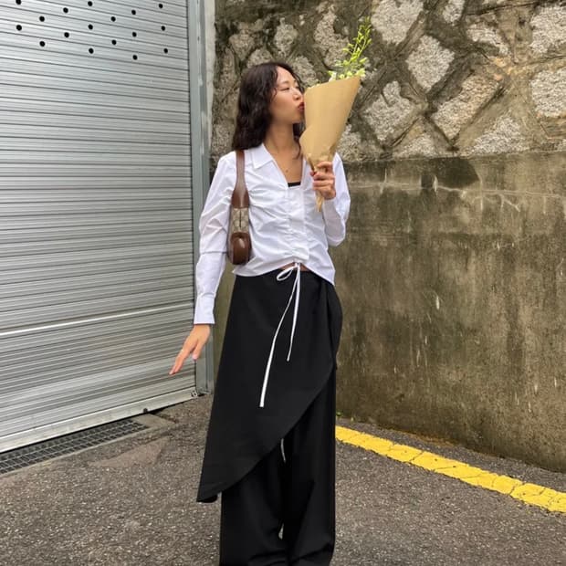 DIAGONAL STRING SHIRRING SHIRTS (white)