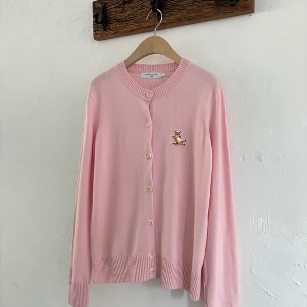 MaisonKitsune 메종키츠네 폭스패치 베이비핑크 우먼 유넥 가디건