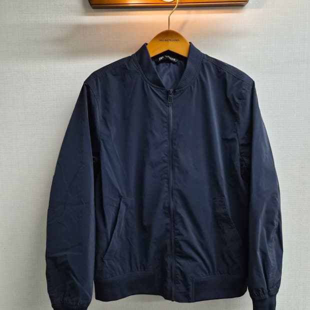 L/100) ZARA 자라 네이비 블루종 점퍼 팝니다