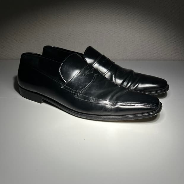 프라다 클래식 페니 로퍼 