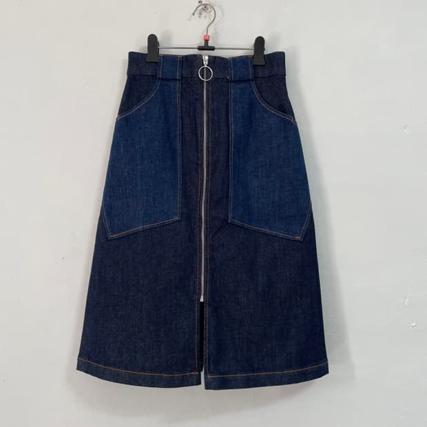 여/26 A.P.C 청 스커트