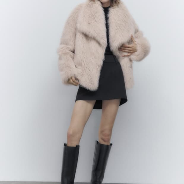 ZARA 페이크퍼 자켓 (L사이즈)

