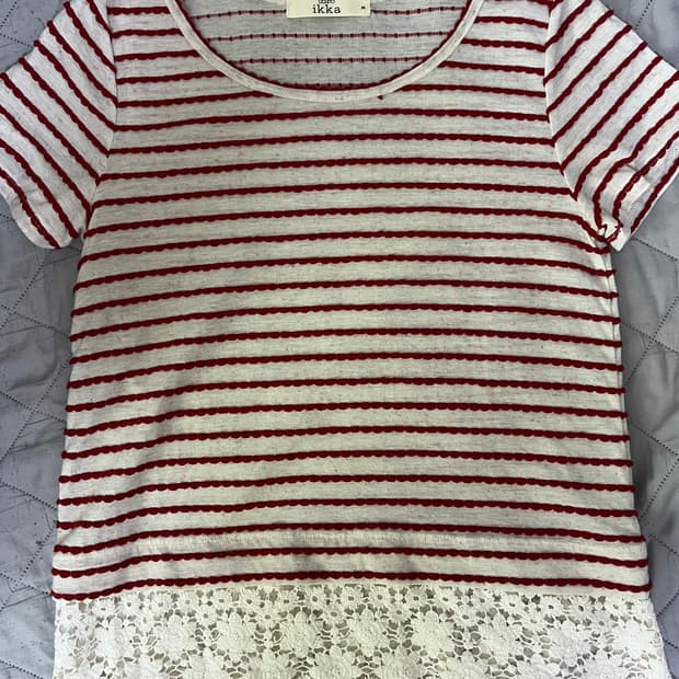 RED STRIPED T-SHIRT