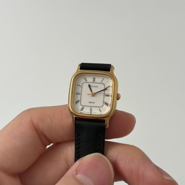 90s avenue roman index gold tank quartz