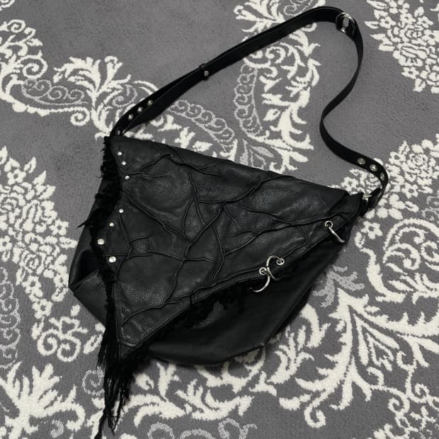 Ginzi 긴지 카우하이드 러프 백