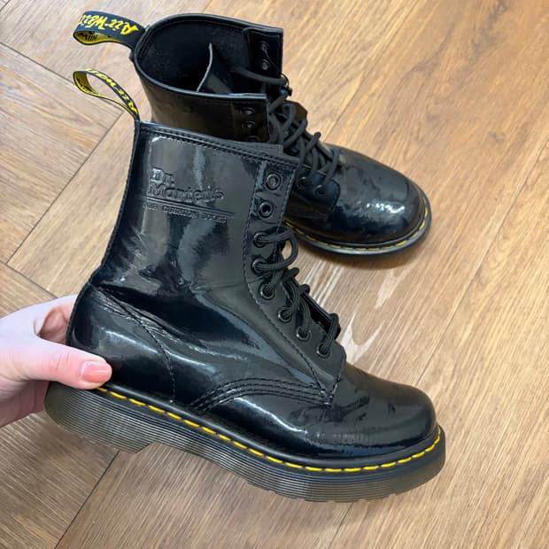 N193. 닥터마틴1460 워커 