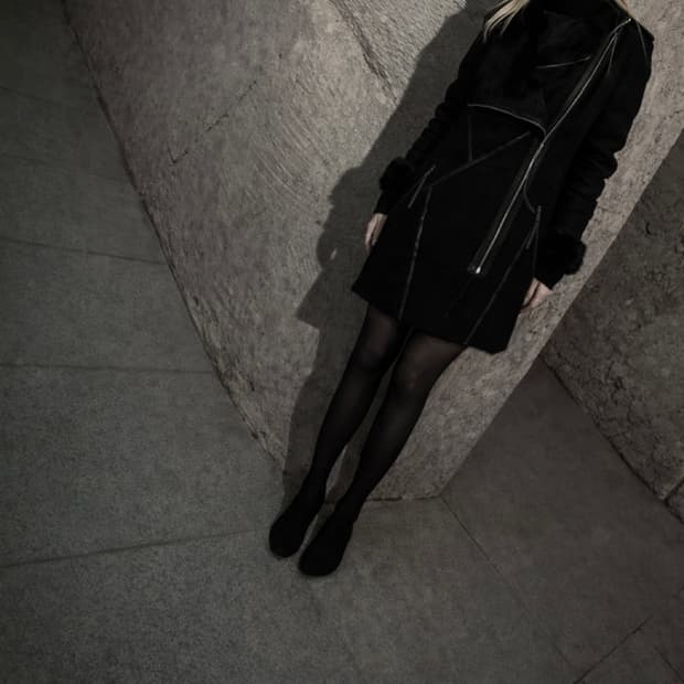 블랙 퍼 트리밍 자켓