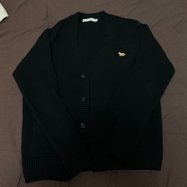 메종키츠네 가디건