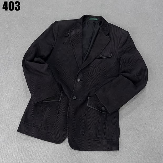 코모도스퀘어 블랙 자켓 