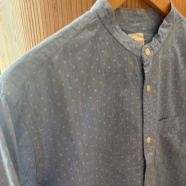 Old Gap pattern Shirt