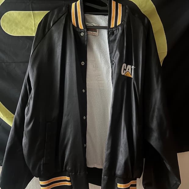 CAT 야구 점퍼