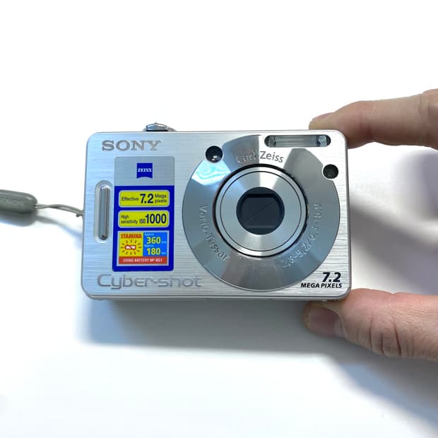 소니 사이버샷 DSC-W70 디지털 카메라