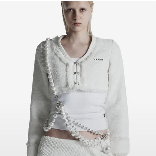 (새제품) 오도어 트위드 크롭 자켓 크롭가디건 25년