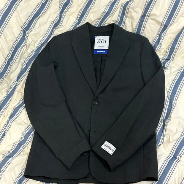 자라 아더에러 블레이저 S