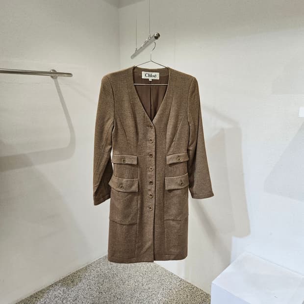 끌로에 트위드 브이넥 원피스