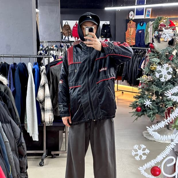 90s 아디다스 블랙 올드스쿨 레드 삼선 오버핏