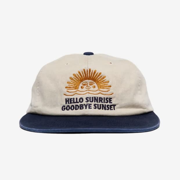 헬로선라이즈 90s Logo 6Panel Cap_Beige&Navy