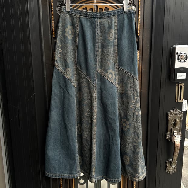 denim flower skirt