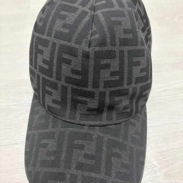 펜디 자카드 모자