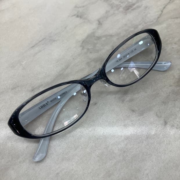 B72 AB2TR 그레이 오벌 슬림 뿔테 안경564