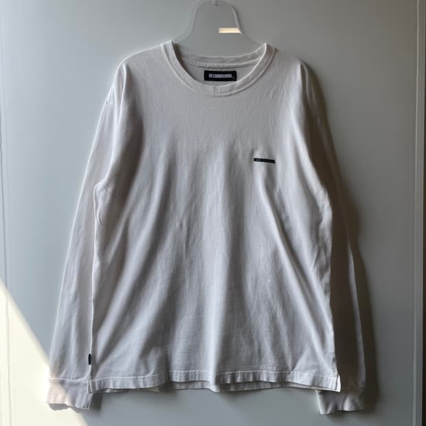 네이버후드 코튼 롱 슬리브