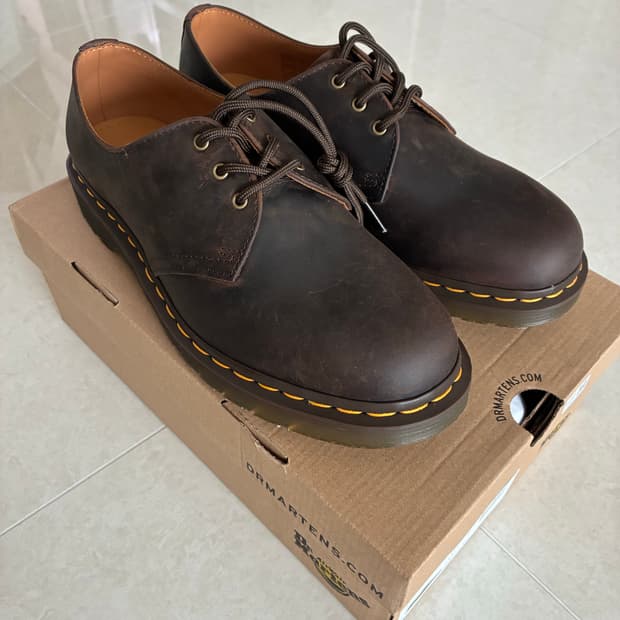 (새상품)닥터마틴 1461 크레이지 호스 다크 브라운 270