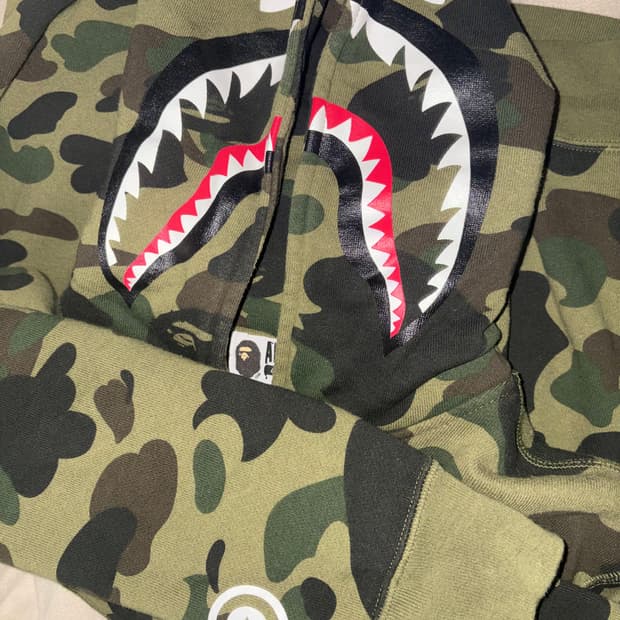 베이프 샤크 녹계 후드집업 