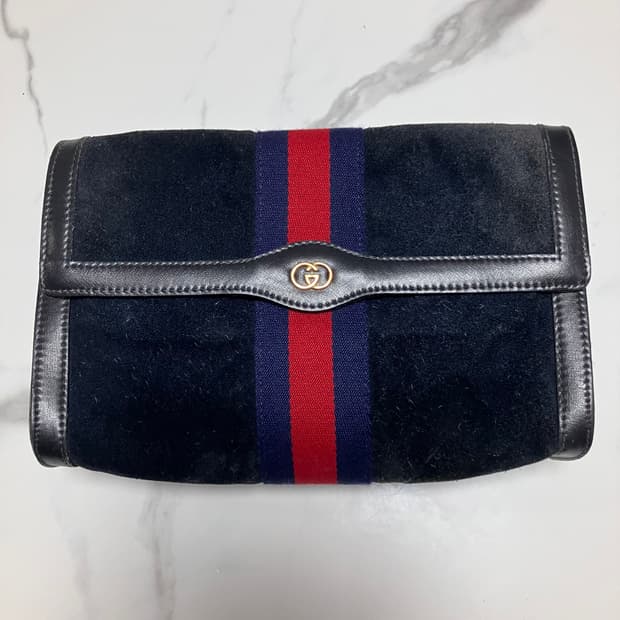 구찌 빈티지 네이비 스웨이드 스트라이프 클러치